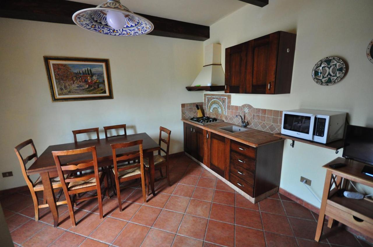 Erba Di Campo Residence Quercianella Bagian luar foto