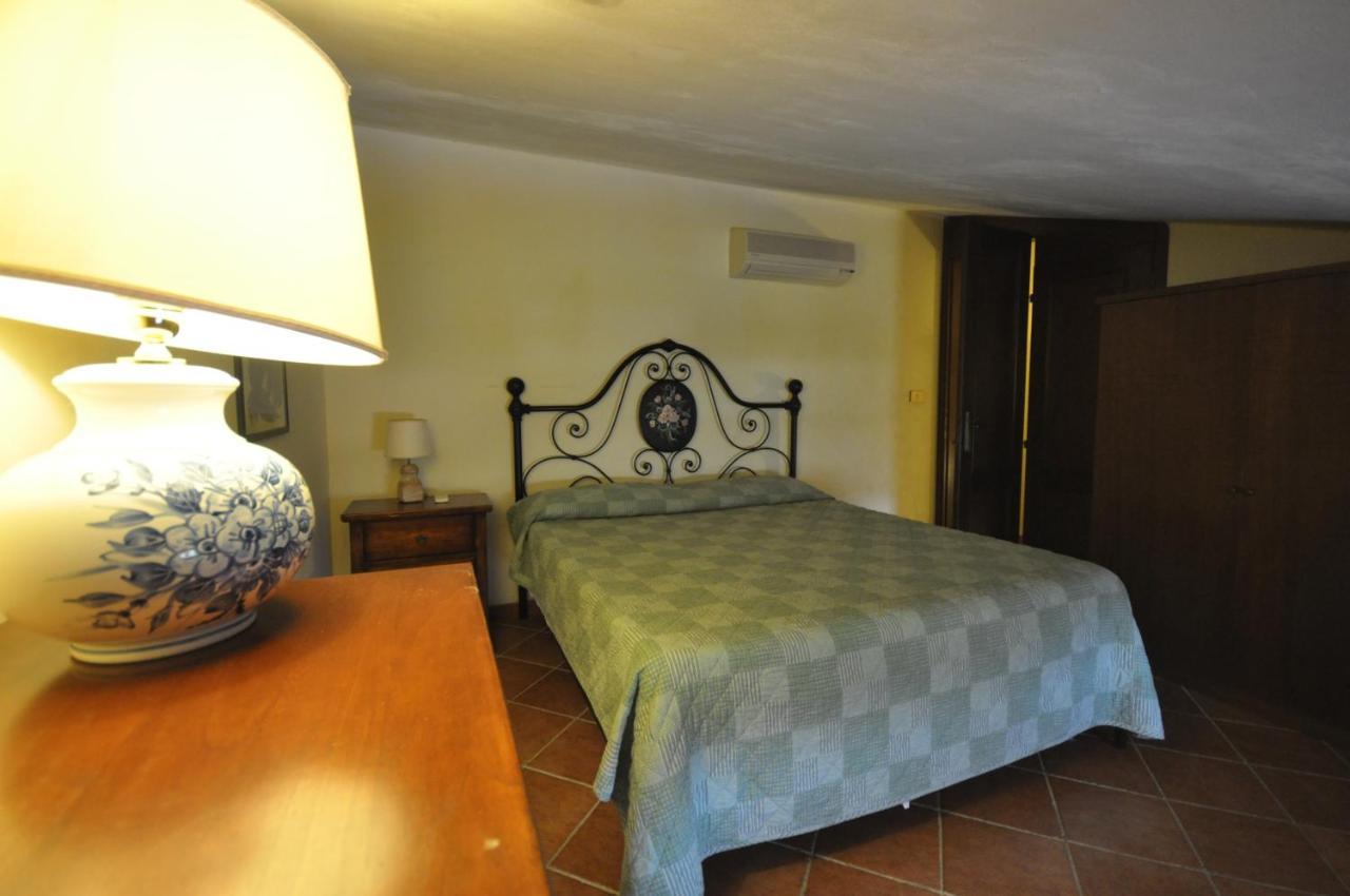 Erba Di Campo Residence Quercianella Bagian luar foto
