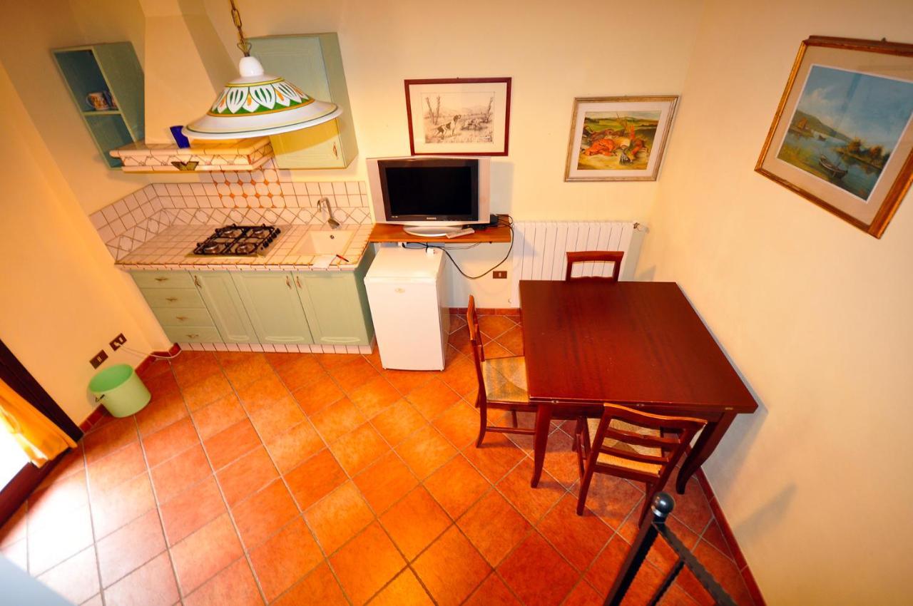 Erba Di Campo Residence Quercianella Bagian luar foto