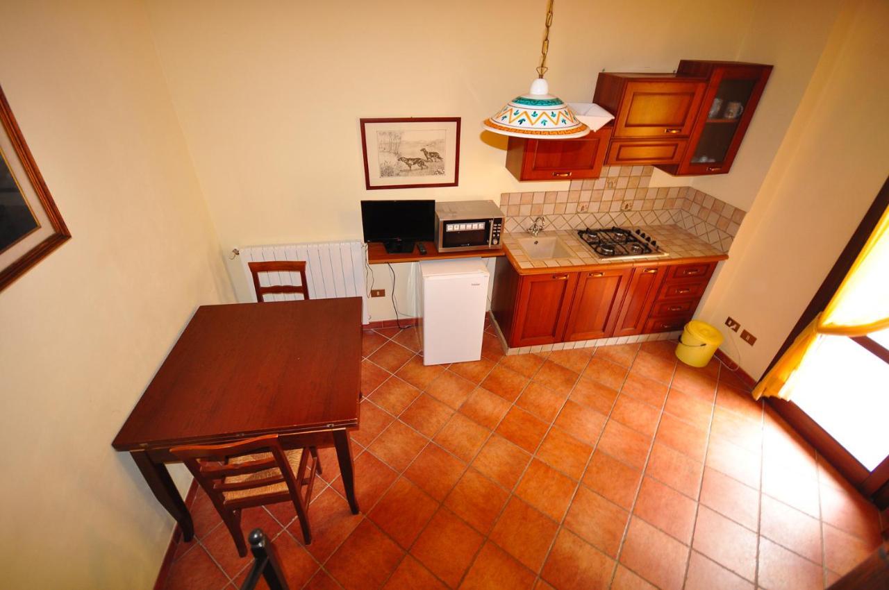 Erba Di Campo Residence Quercianella Bagian luar foto