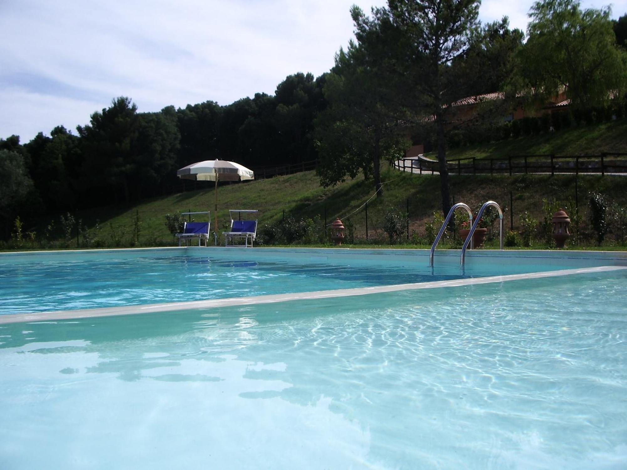 Erba Di Campo Residence Quercianella Bagian luar foto