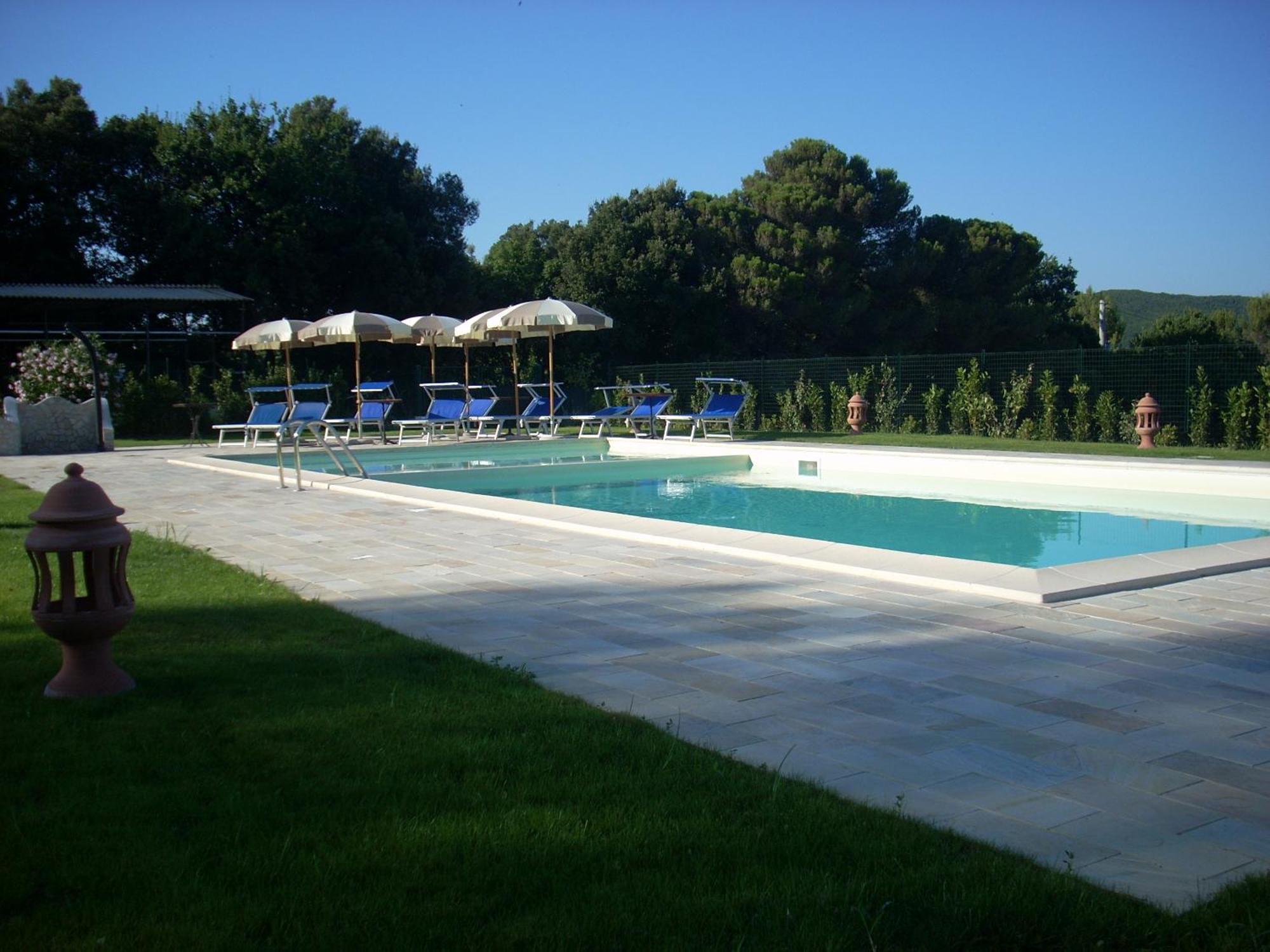 Erba Di Campo Residence Quercianella Bagian luar foto